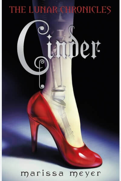The Lunar Chronicles: Cinder